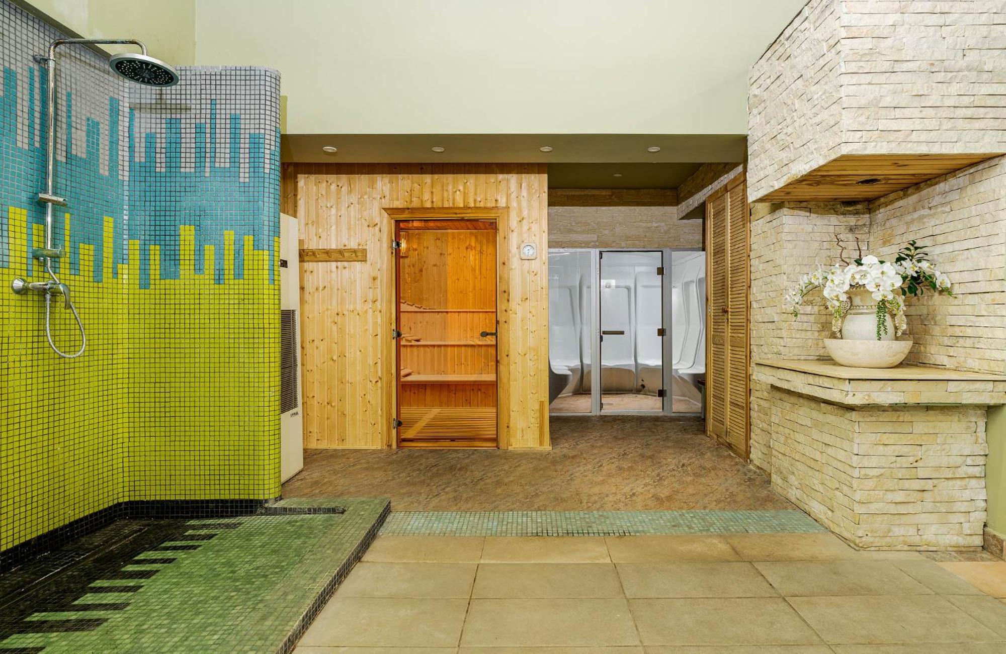 Rin Airport Hotel Otopeni Exterior photo