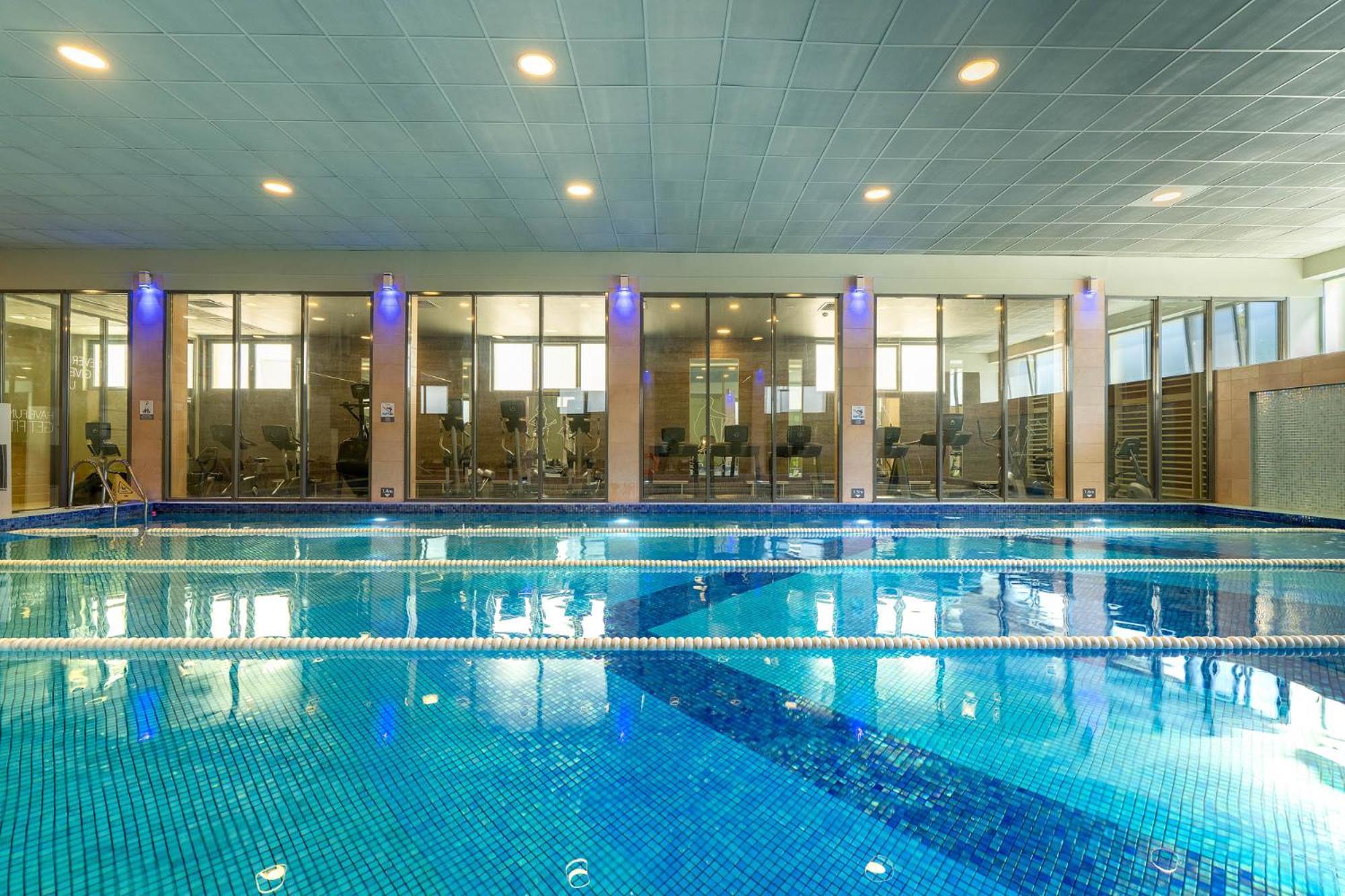 Rin Airport Hotel Otopeni Exterior photo